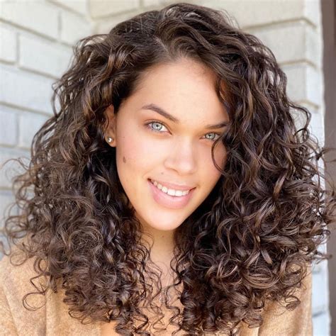 teens curly hair|45 of the Best Haircuts for Curly Hair of Every Length .